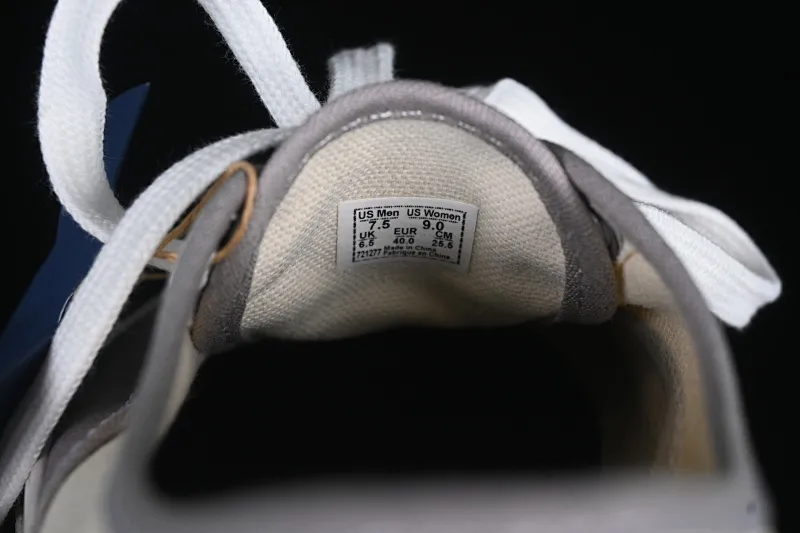 All categories Vans Vans series Vans Low Vans low-top Vans Authentic Reissue 44 Vans official high-end branch low-top casual sneakers VN000CQAKAQ